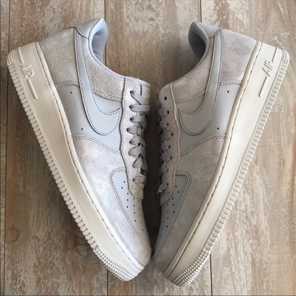 NWT Nike Air Force 1 Premium Platinum - Picture 5 of 7